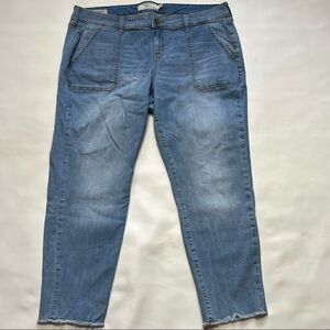 Torrid | Raw Hem Boyfriend Crop Denim Jeans